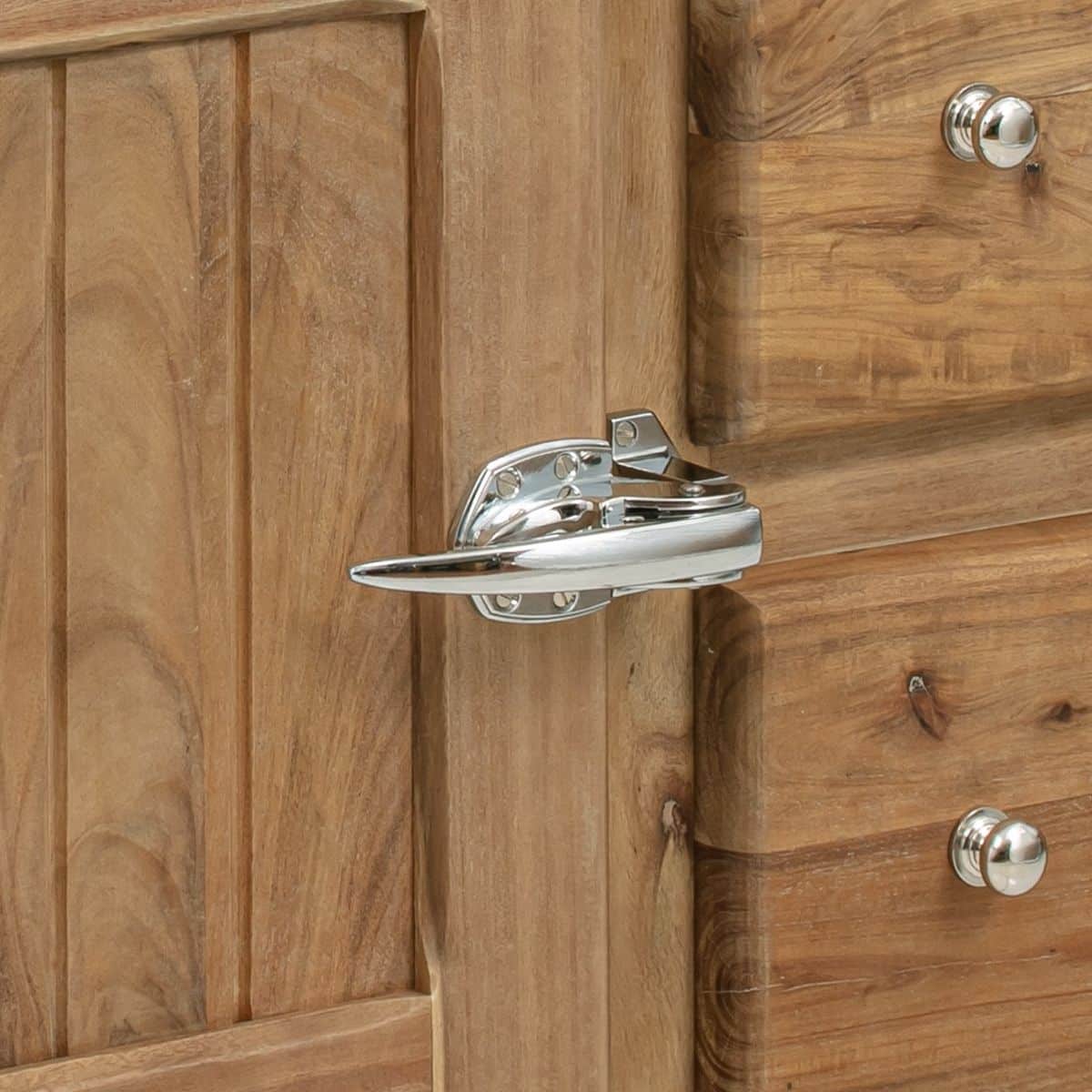 Poignée Style Glacière : Loqueteau Automatique Et Sa Gâche